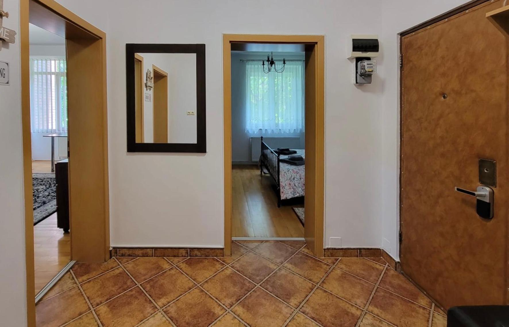 Traveler'S Retreat Apartment บราชอฟ ภายนอก รูปภาพ